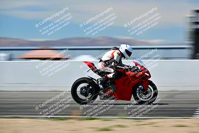 media/Mar-25-2024-Moto Forza (Mon) [[8d4319bd68]]/3-Intermediate Group/Session 4 (Front Straight Speed Pans)/